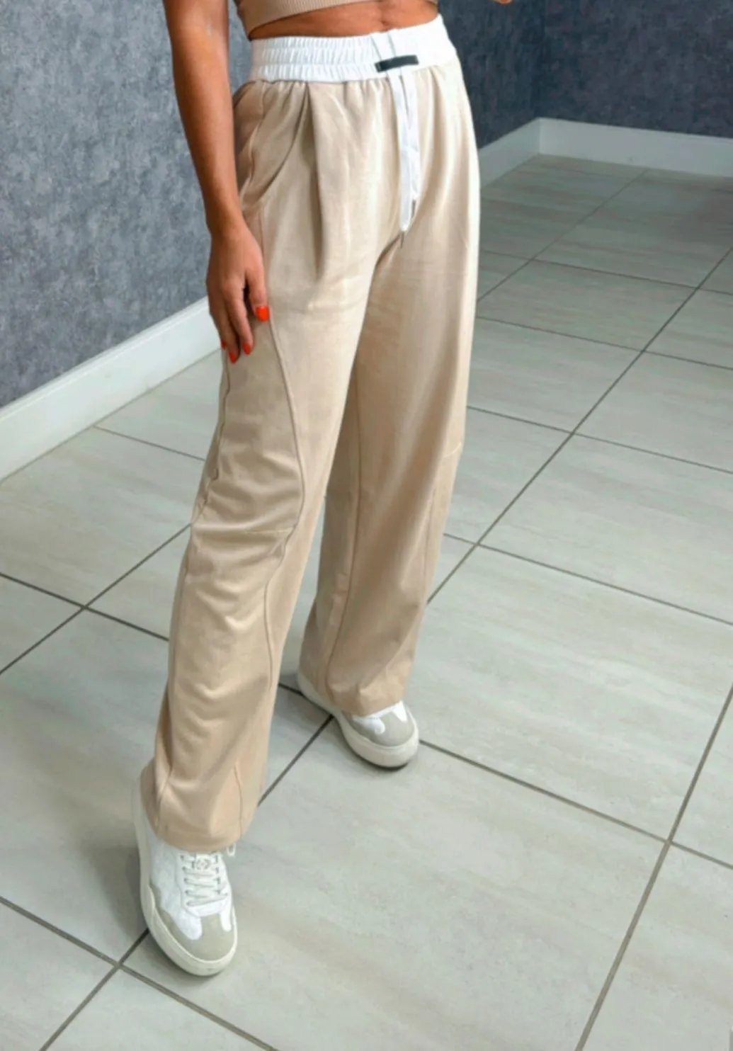 1157 Sweatpants with white waistband