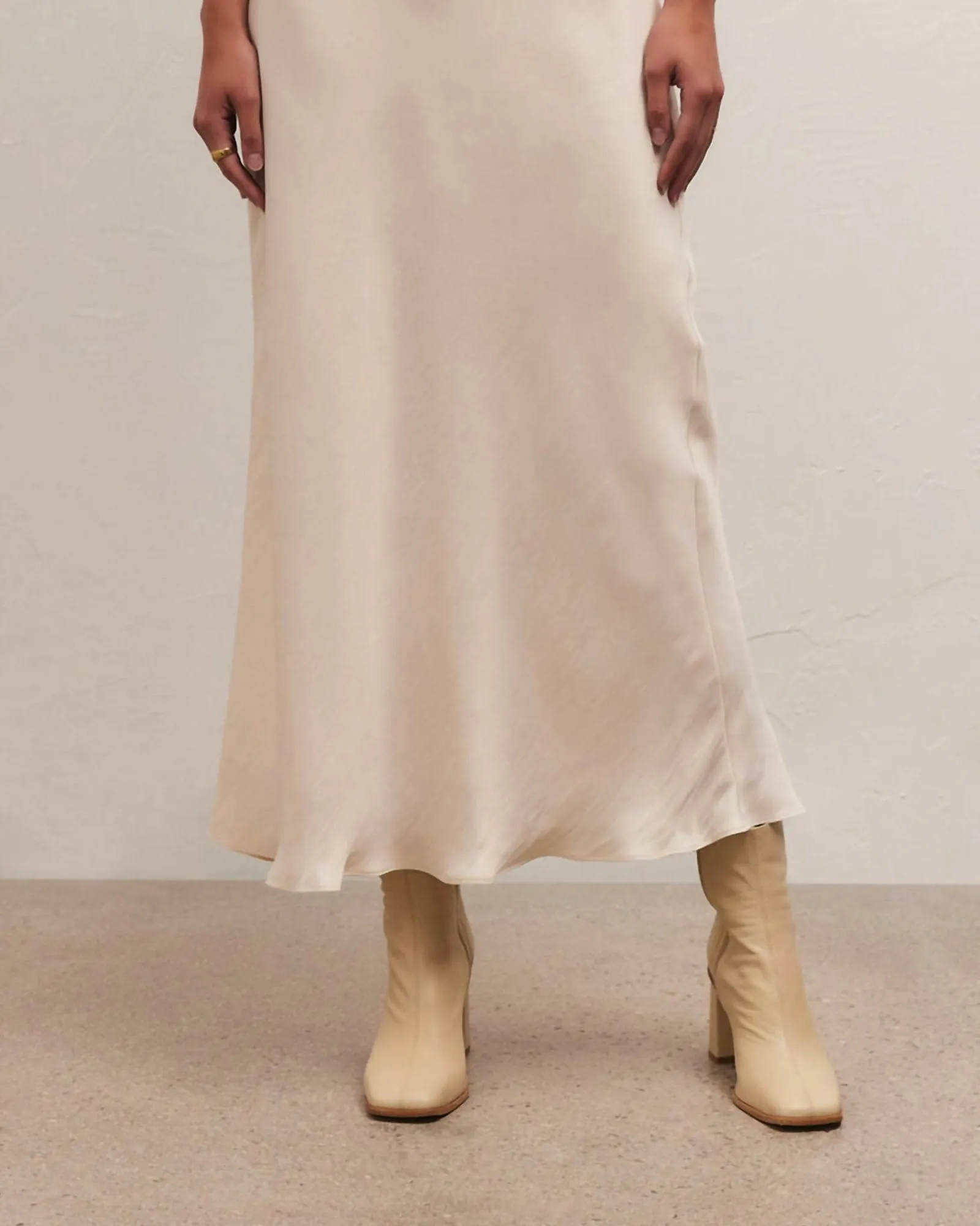 Europa Skirt In Sandstone | Sandstone
