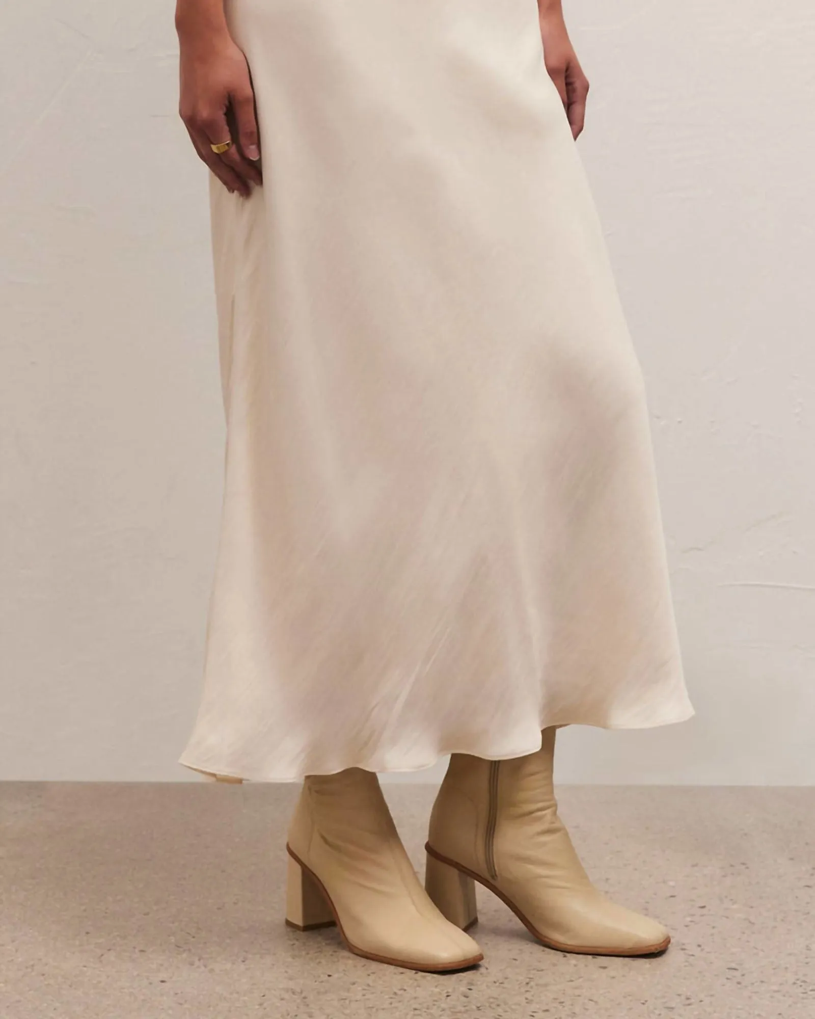 Europa Skirt In Sandstone | Sandstone