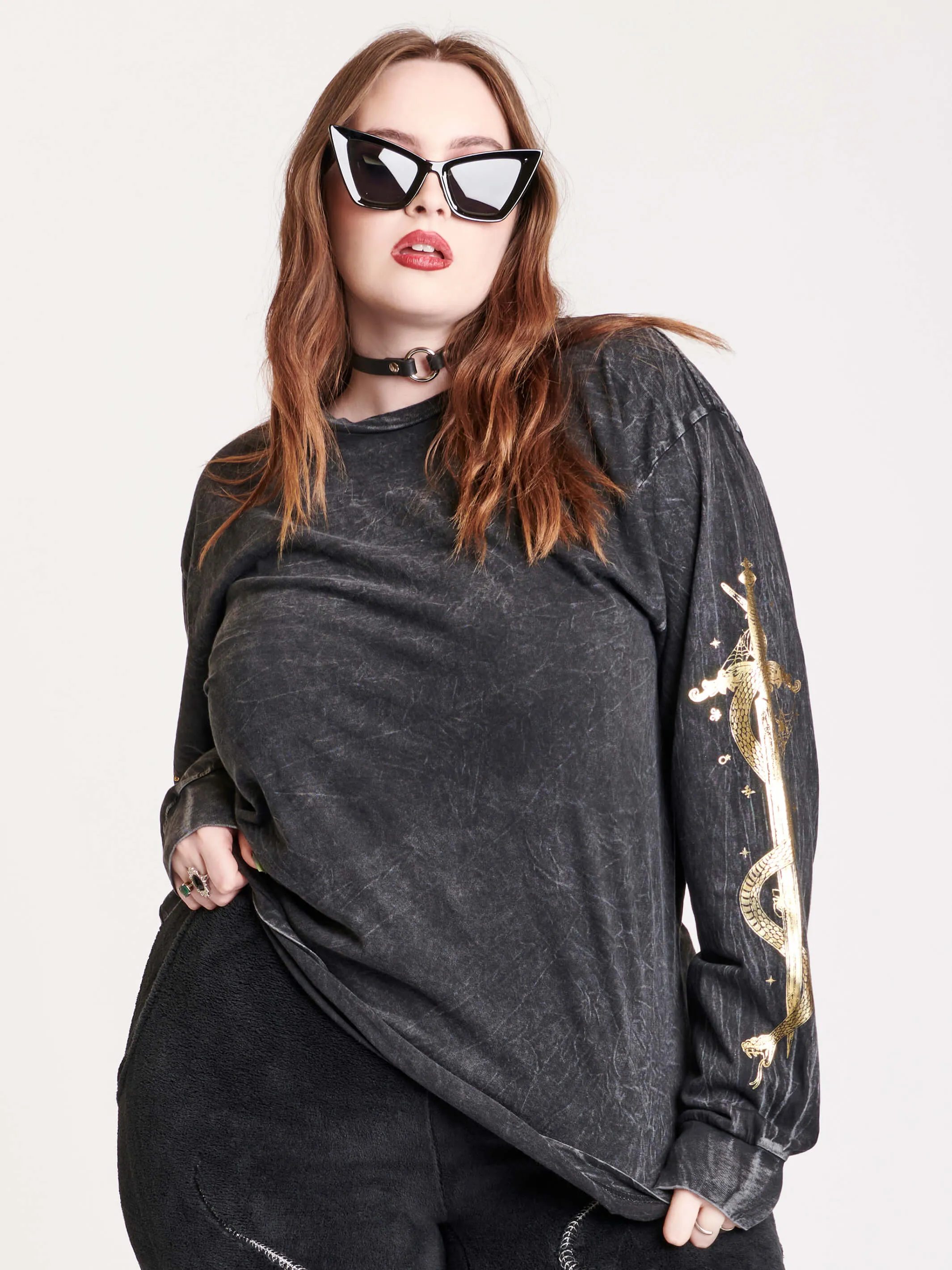 Mineral Wash Gold Dagger Long Sleeve