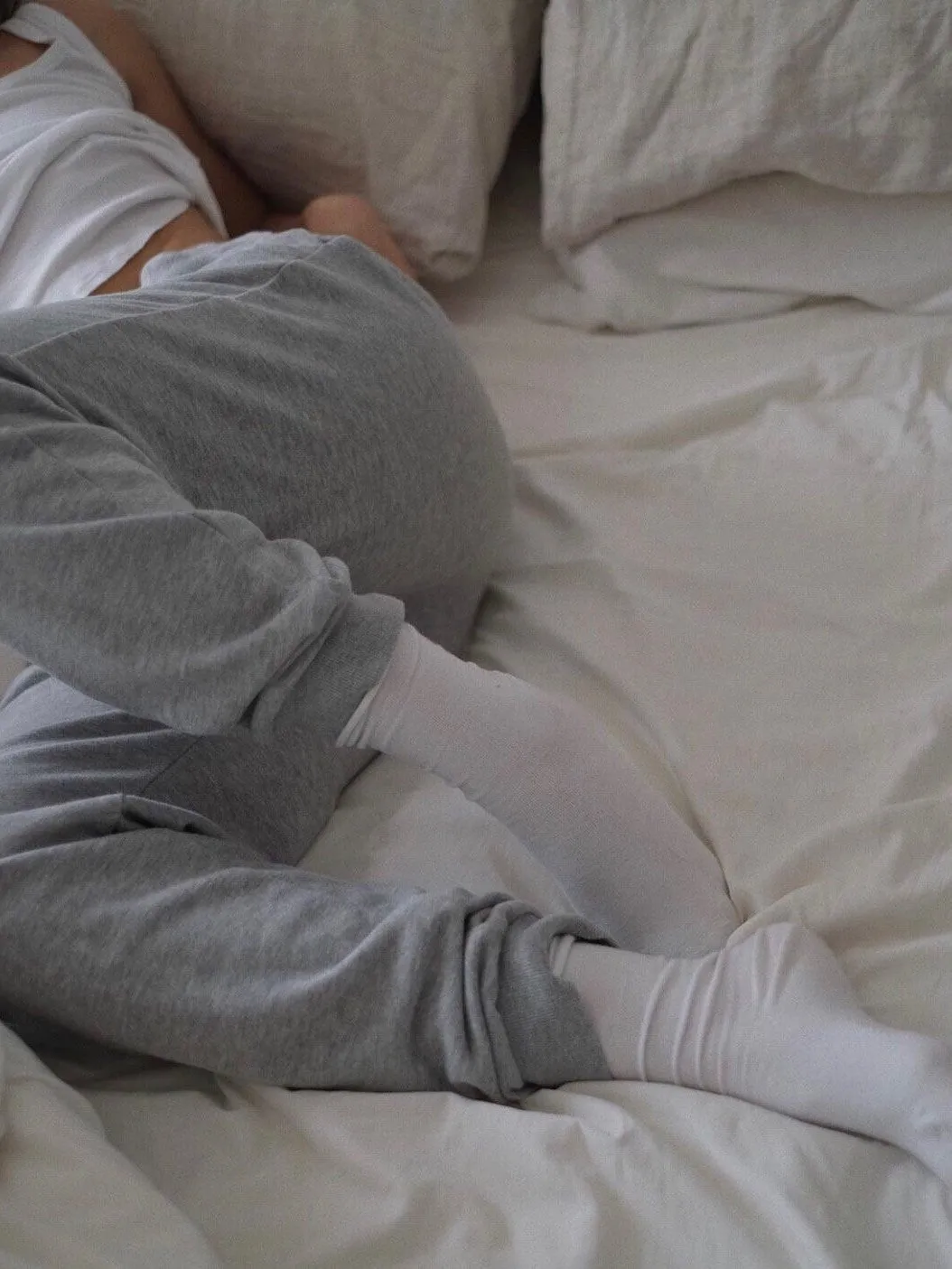 RELAXED SWEATPANTS