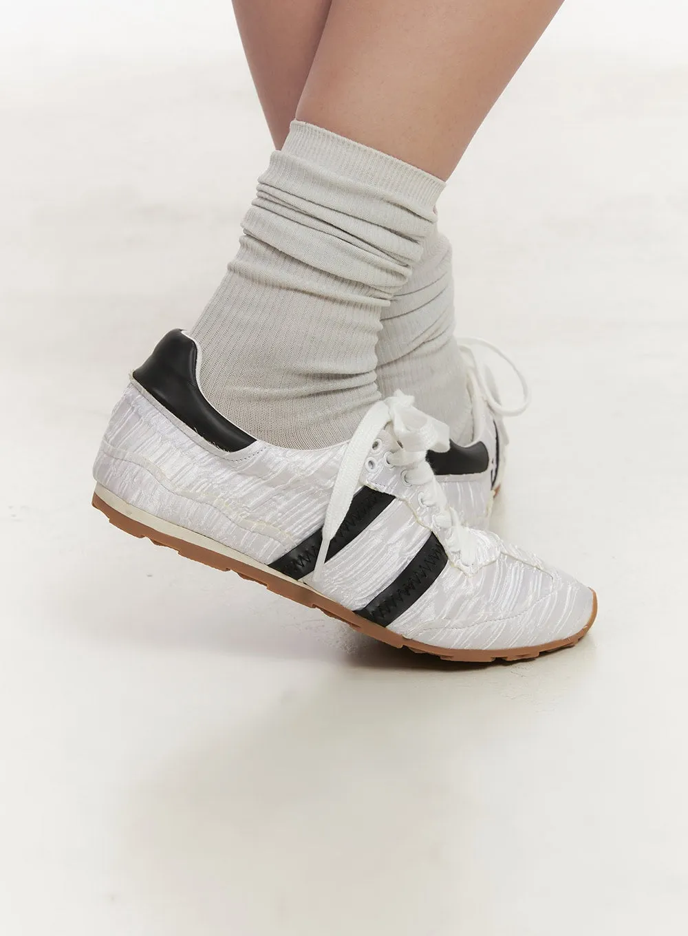 Trendy Striped Sneakers CA518