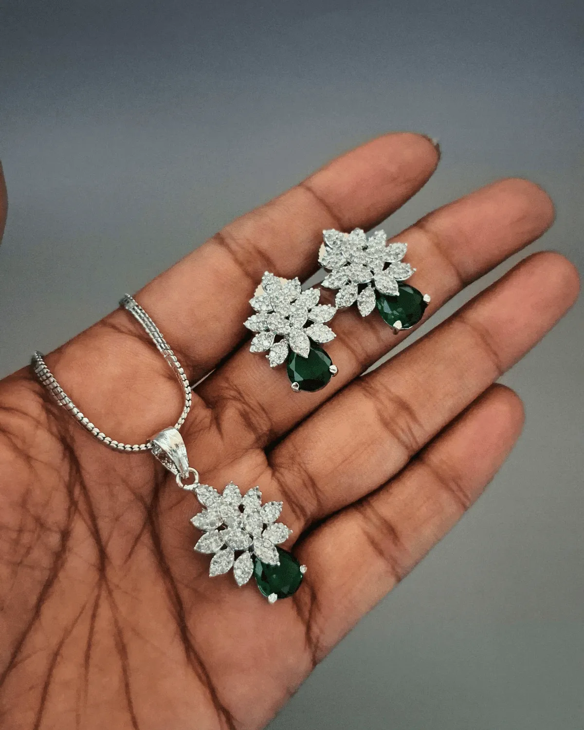 Zevarly Megha AD Pendant Set GJ